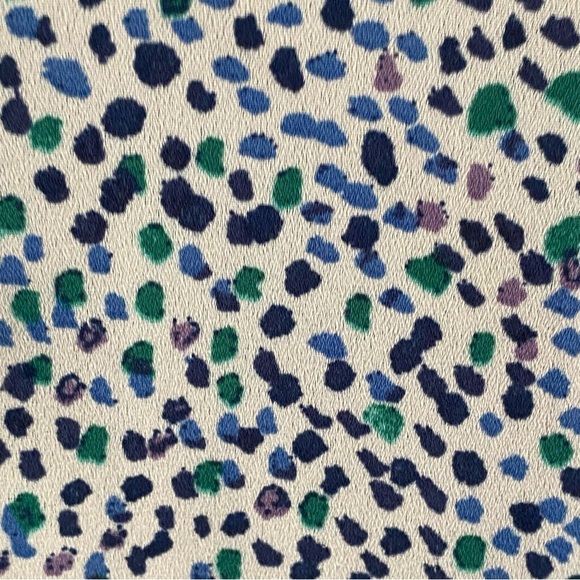 Carolina Belle (Dress Barn) Blue and White Flutter Sleeve Blouse Size 1X - Picture 4 of 7